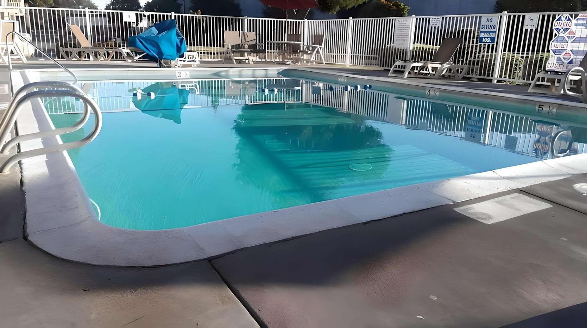 Motel 6-Turlock, CA Buitenkant foto